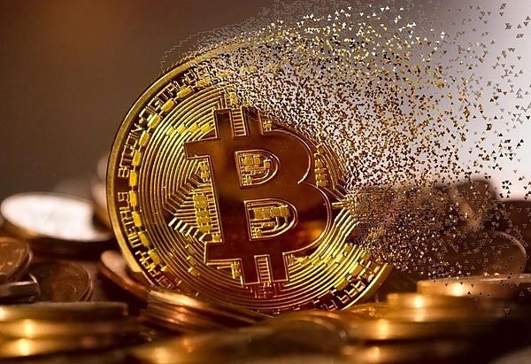 比特币市场观察：狂欢与隐忧并存的行情